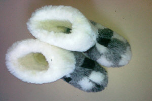 Regionální pantofle, pantofle Highlander, výrobce pantoflí - KARPATY