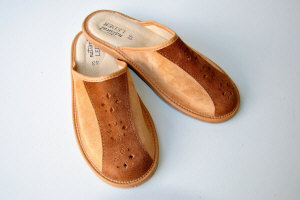 Regionální pantofle, pantofle Highlander, výrobce pantoflí - KARPATY